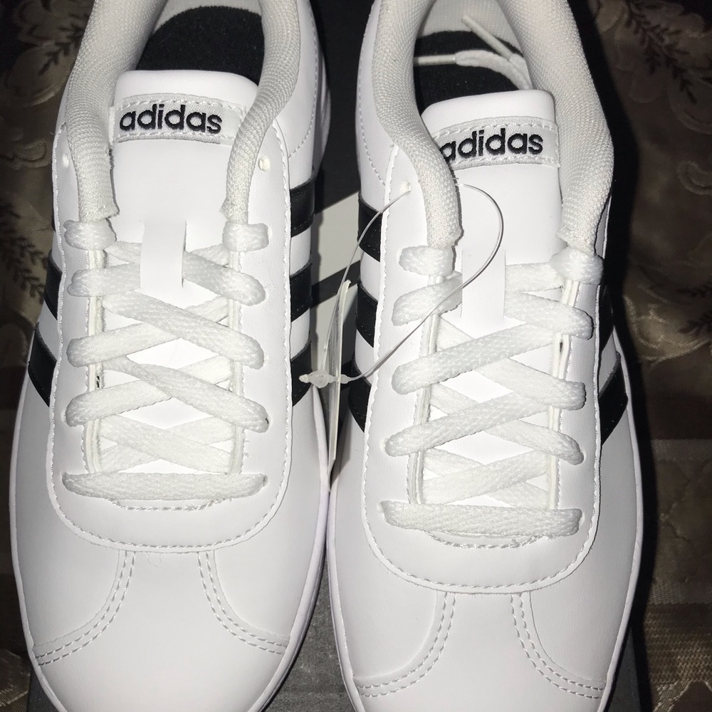 Kids shoes